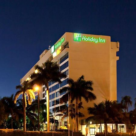Holiday Inn Miami West - Airport Area By Ihg Хайлиа-Гарденс Экстерьер фото