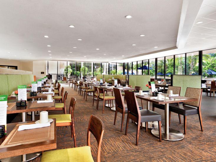 Holiday Inn Miami West - Airport Area By Ihg Хайлиа-Гарденс Экстерьер фото